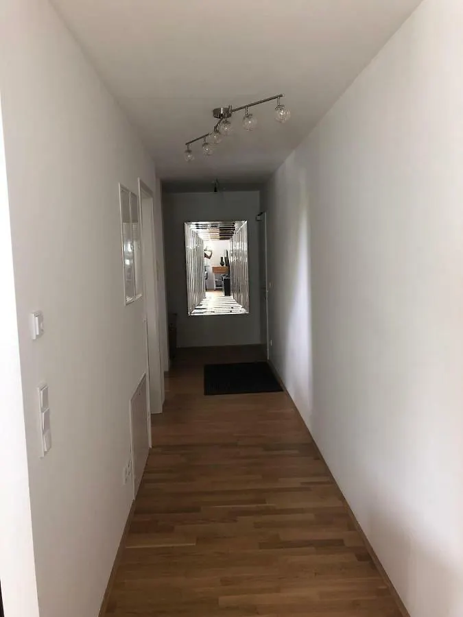 Munchner 2-Zimmer-Wohnung Munich Apartment